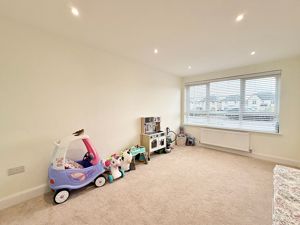 Photo 18- click for photo gallery